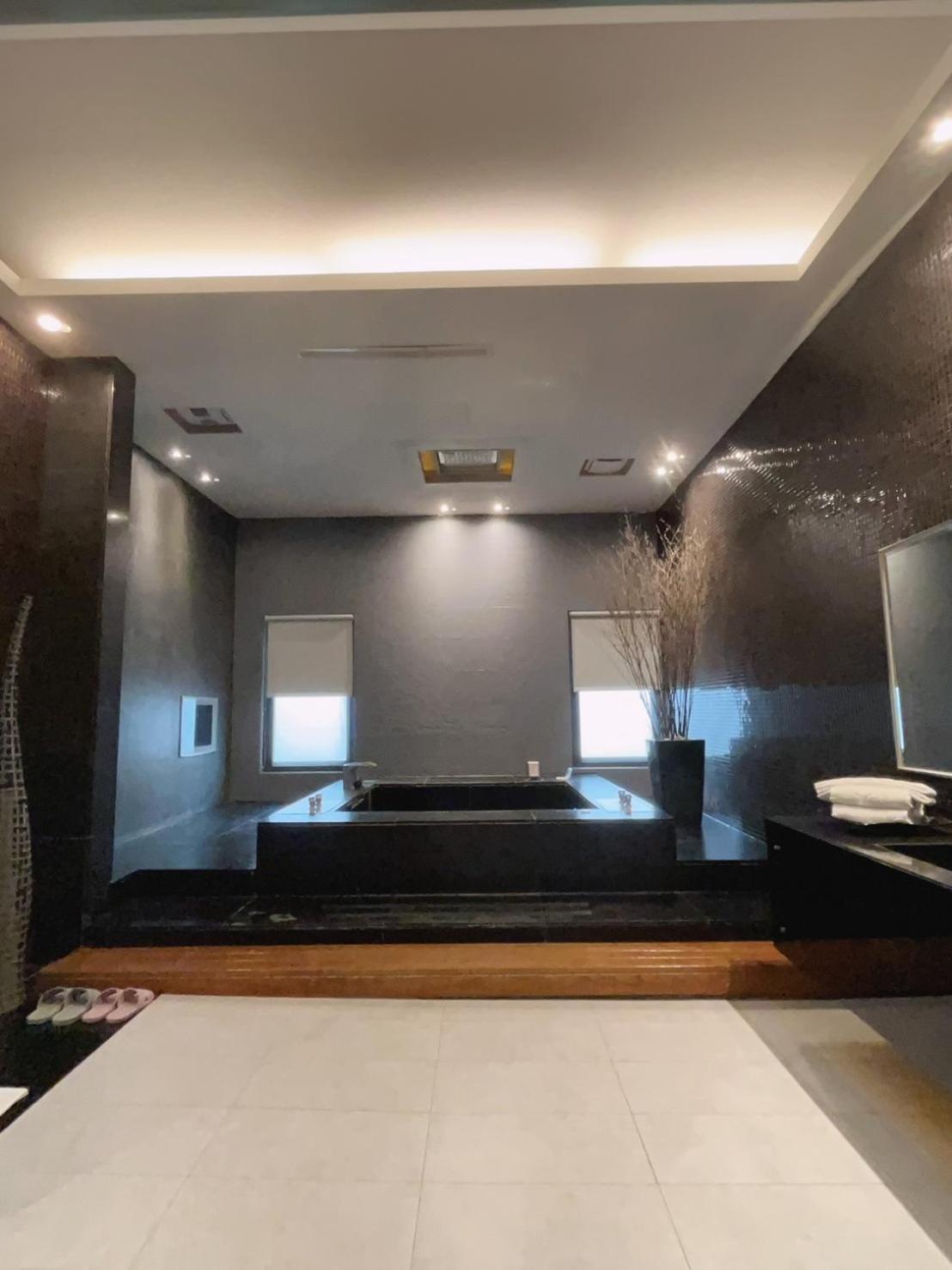 Chateau Boutique Motel Taichung Exterior foto