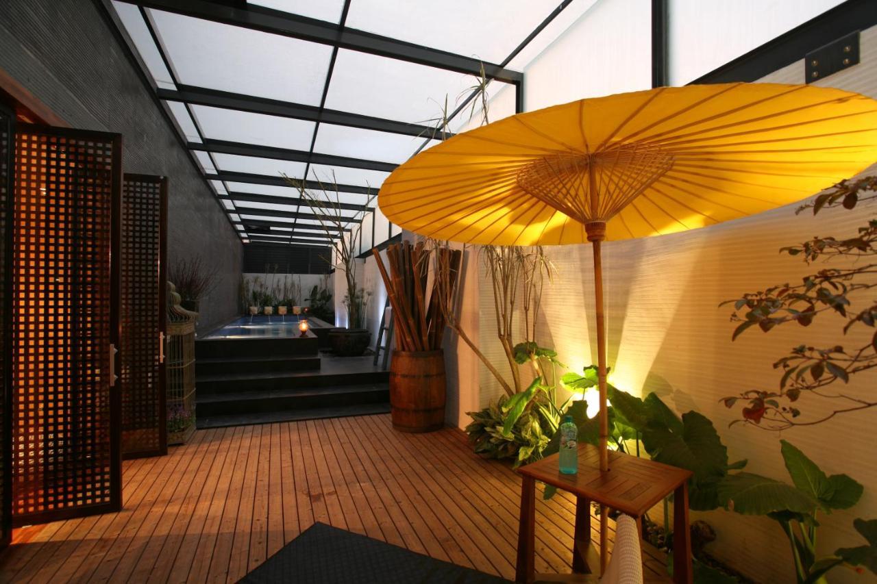 Chateau Boutique Motel Taichung Exterior foto